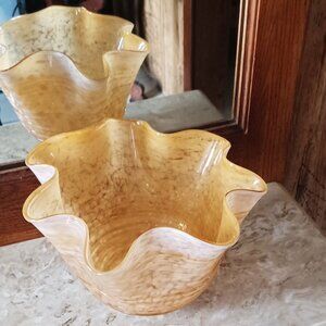 Beautiful Italian Hand Blown Bowl !